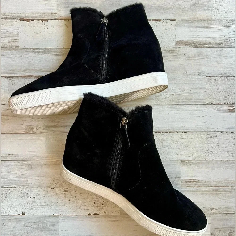 CASLON Black Suede Averie Booties Water Resistant Leather Size 11